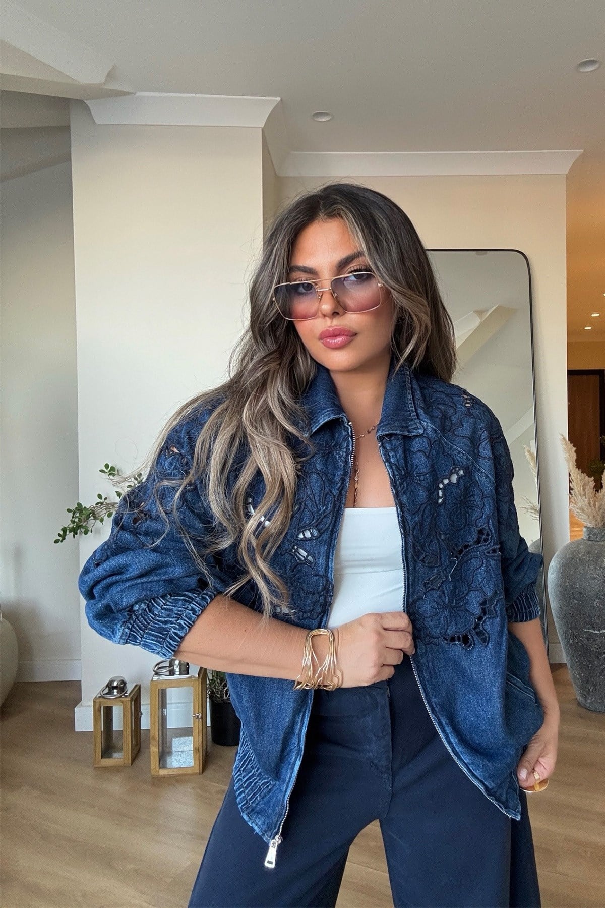 Tencel Denim Çiçek  İşleme Detaylı Bomber Ceket Lacivert