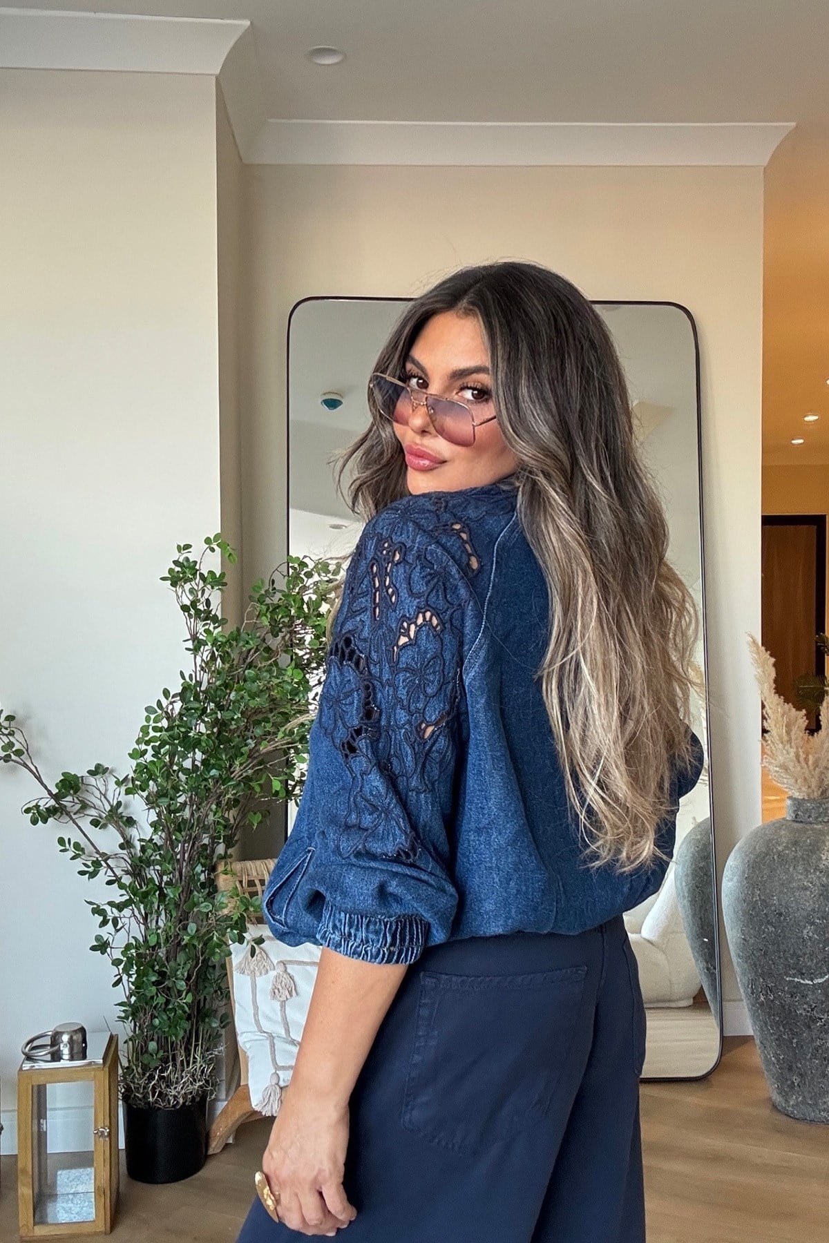 Tencel Denim Çiçek  İşleme Detaylı Bomber Ceket Lacivert