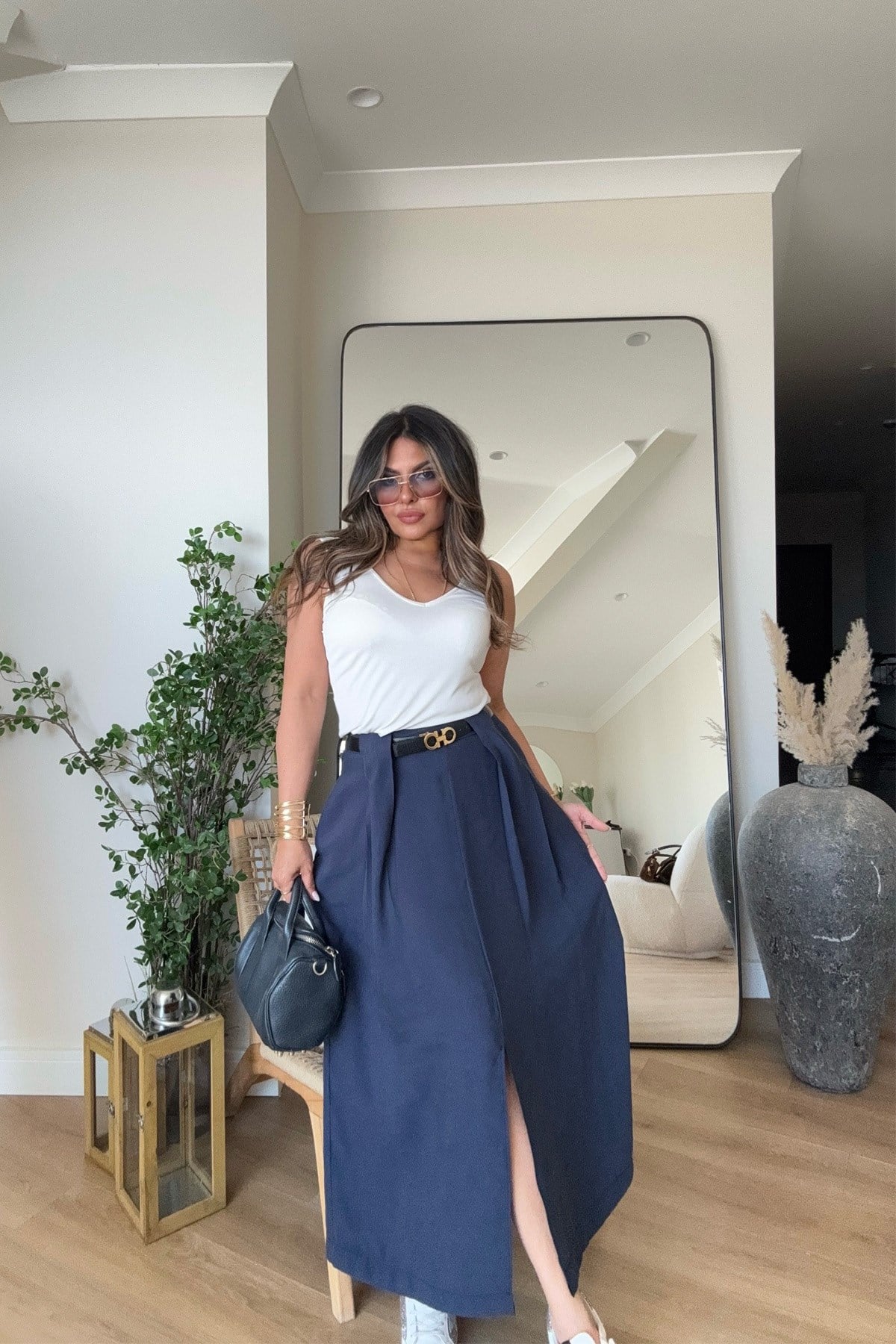 Tencel Kumaş Bel Detaylı Yırtmaçlı Etek Lacivert