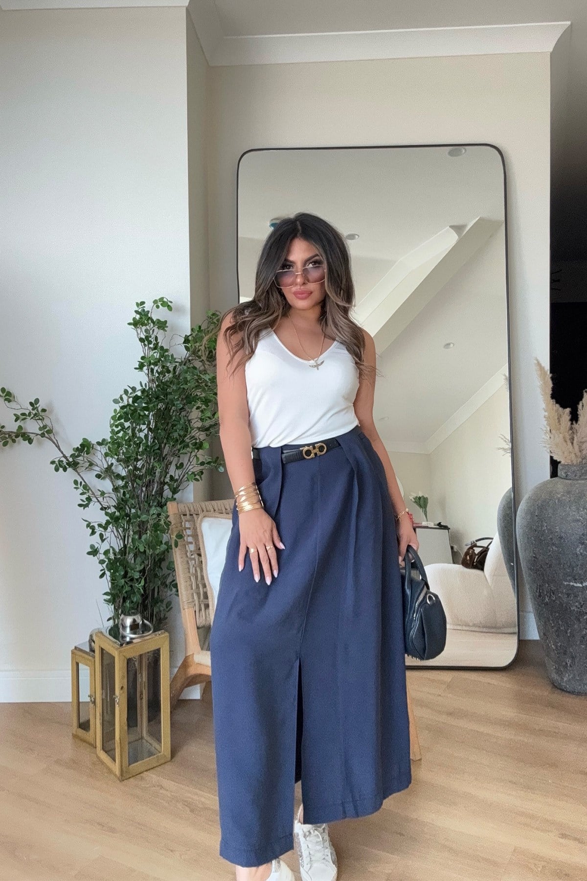 Tencel Kumaş Bel Detaylı Yırtmaçlı Etek Lacivert