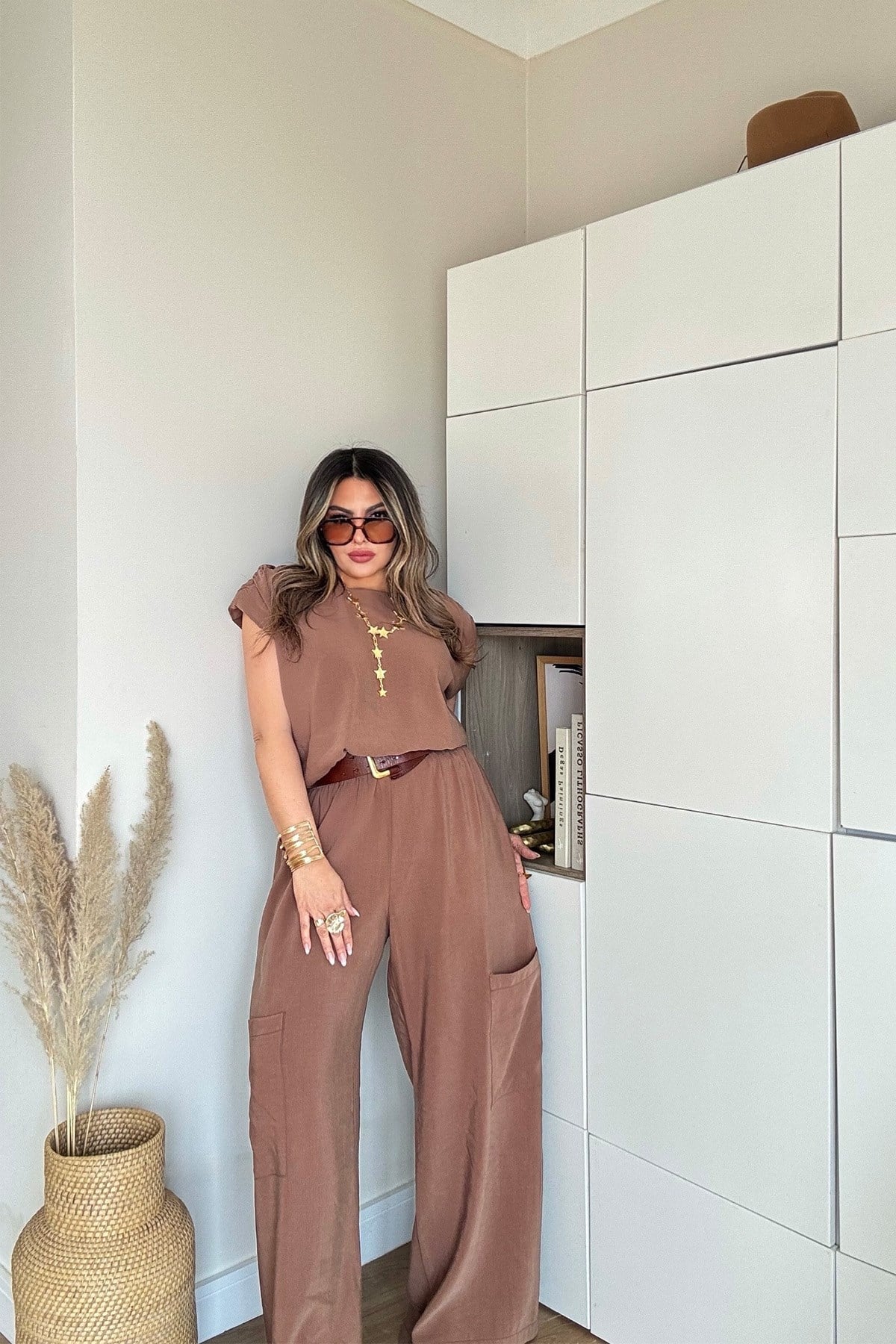 Tencel Kumaş Sırt V Yaka Lastikli Takım Mocha Mousse
