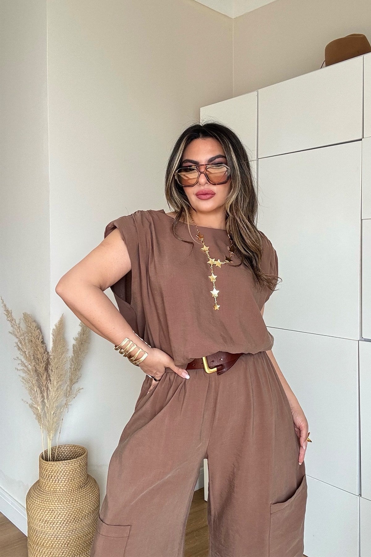 Tencel Kumaş Sırt V Yaka Lastikli Takım Mocha Mousse