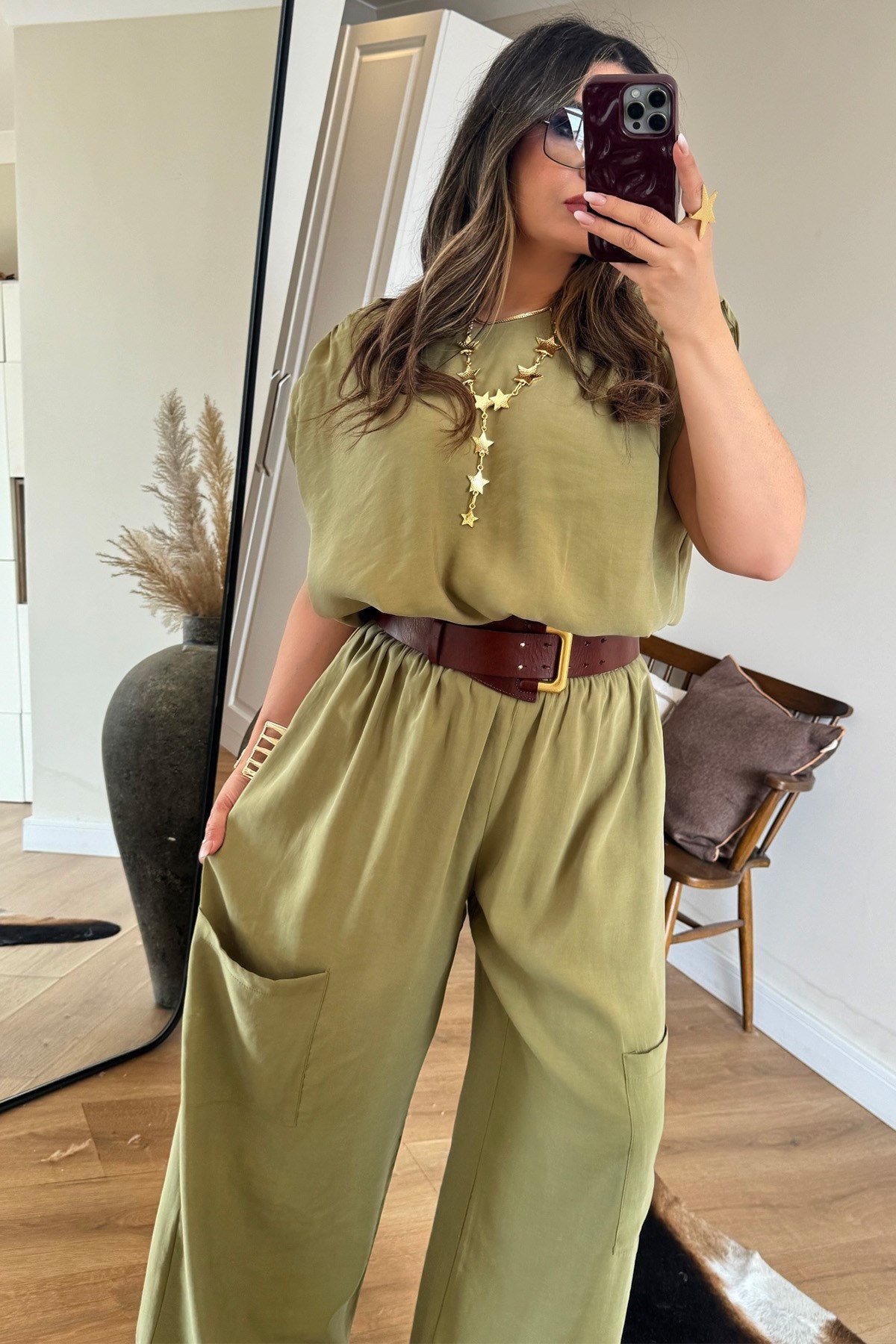 Tencel Kumaş Sırt V Yaka Lastikli Takım Yağ Yeşili