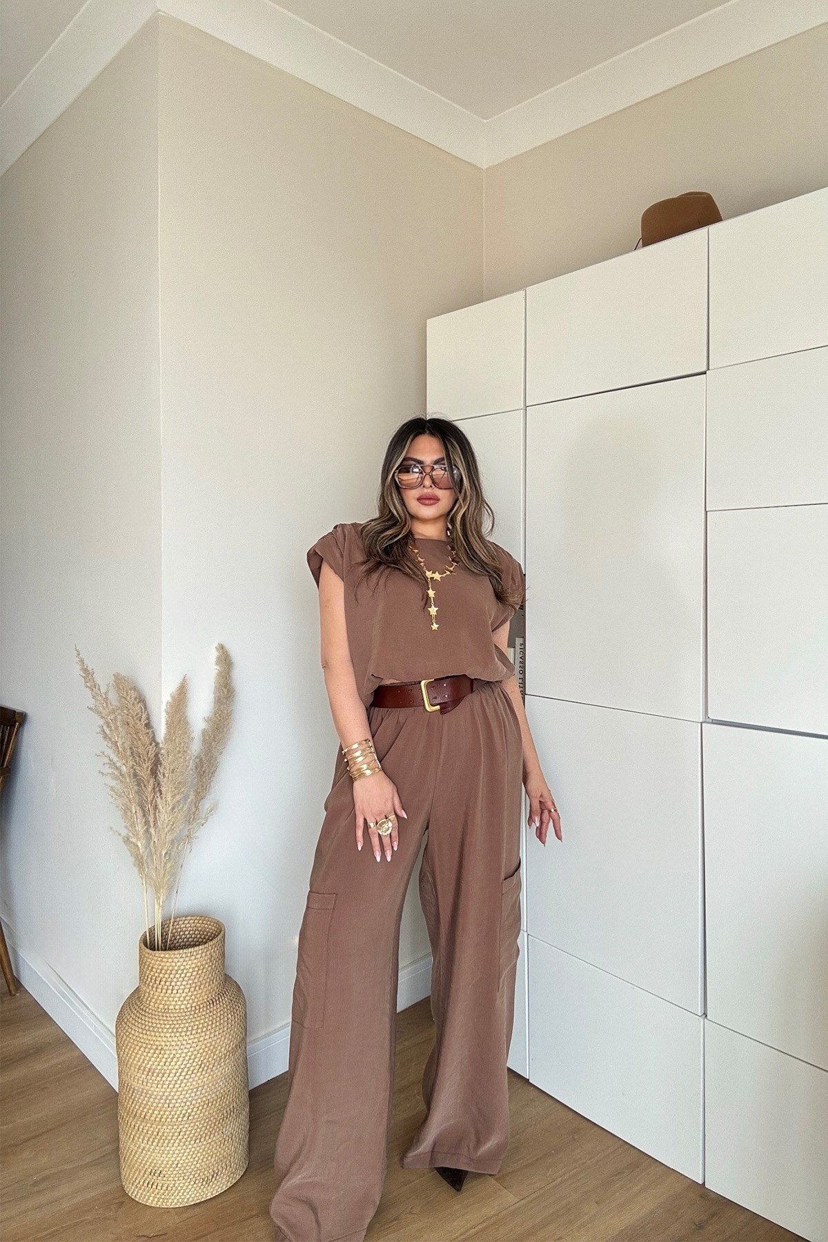 Tencel Kumaş Sırt V Yaka Lastikli Takım Mocha Mousse