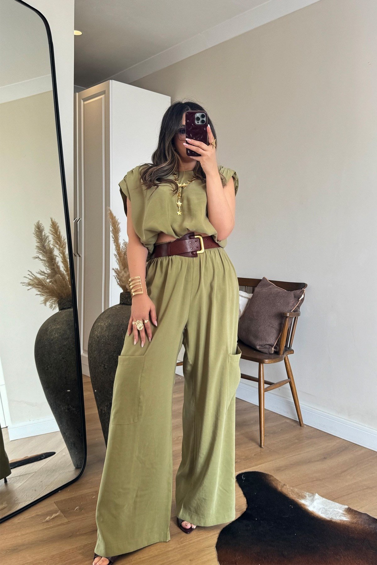 Tencel Kumaş Sırt V Yaka Lastikli Takım Yağ Yeşili