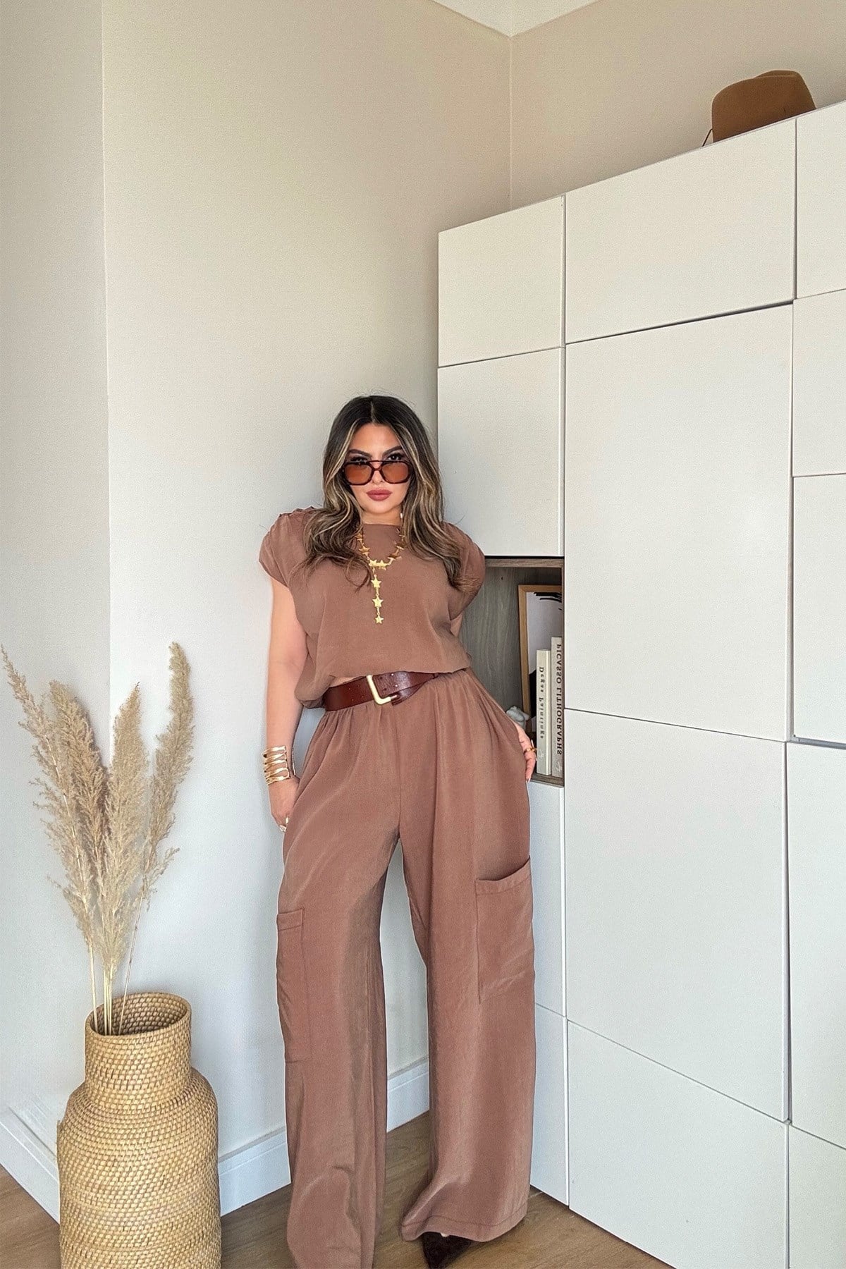 Tencel Kumaş Sırt V Yaka Lastikli Takım Mocha Mousse