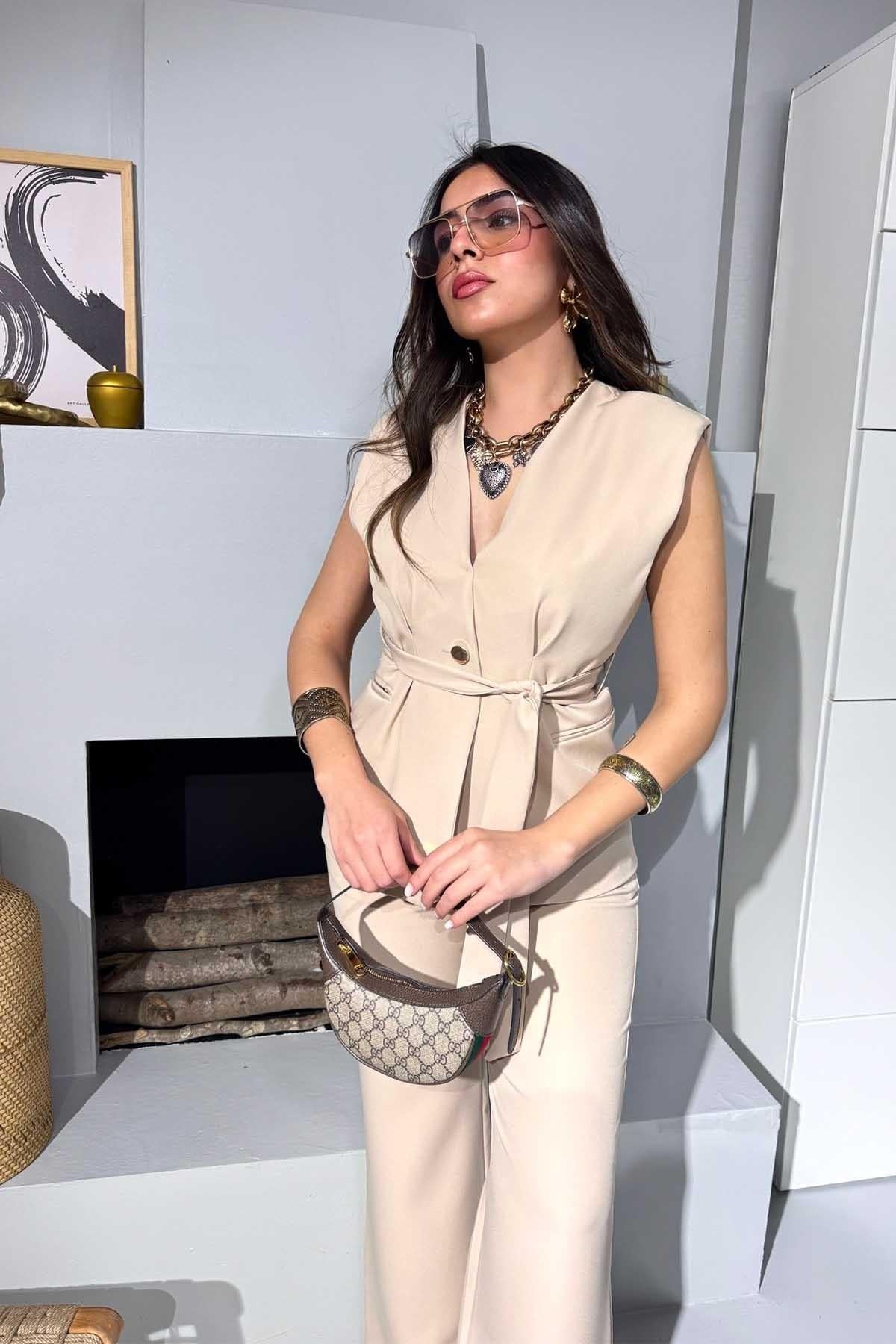 Yelekli Krep Kumaş Takım Bej