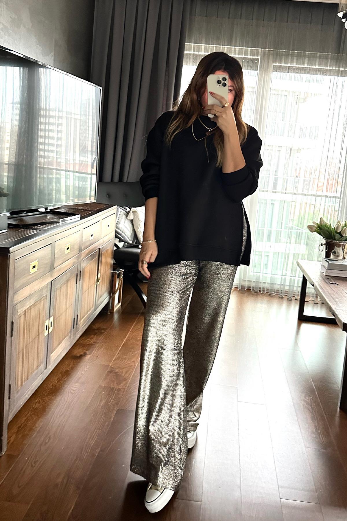 Yırtmaç Detaylı Basic Sweatshirt Siyah