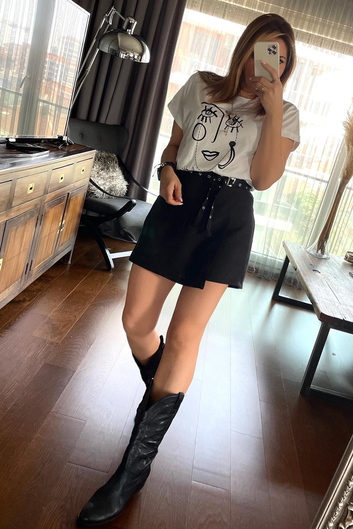 Yüz Figürlü Tshirt Ekru