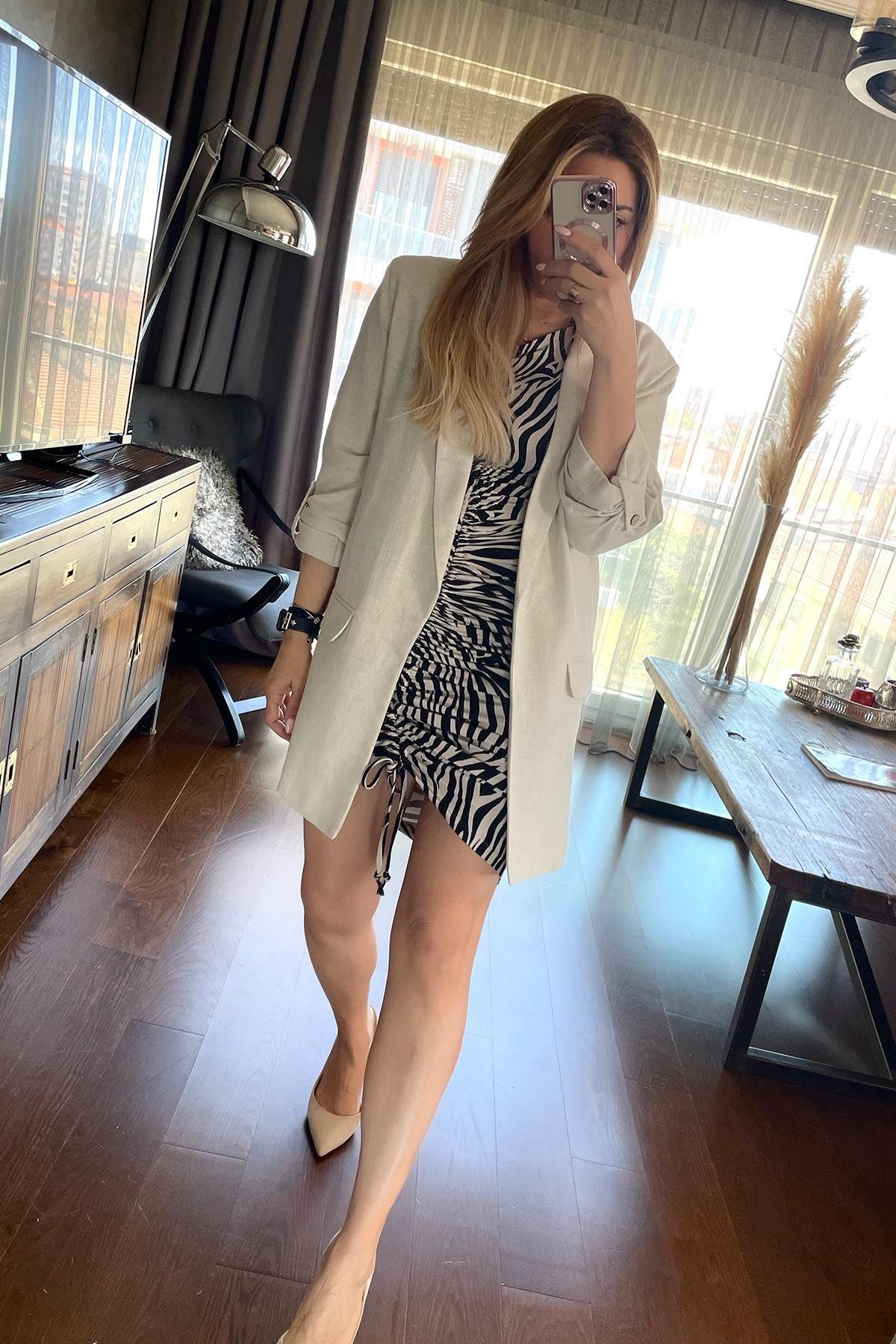 Zebra Desen Önü Büzgülü Elbise Kahverengi