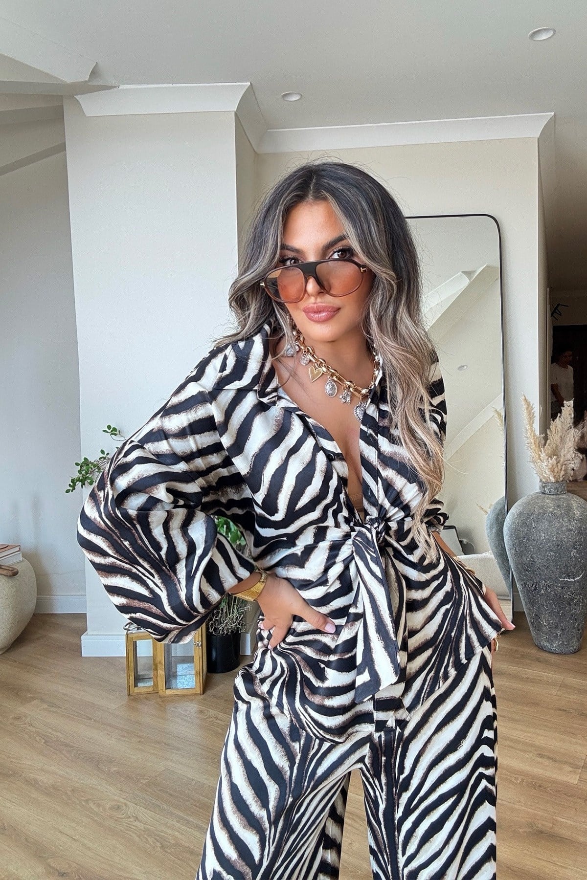 Zebra Desen Viskon Saten Bağlamalı Takım Renkli