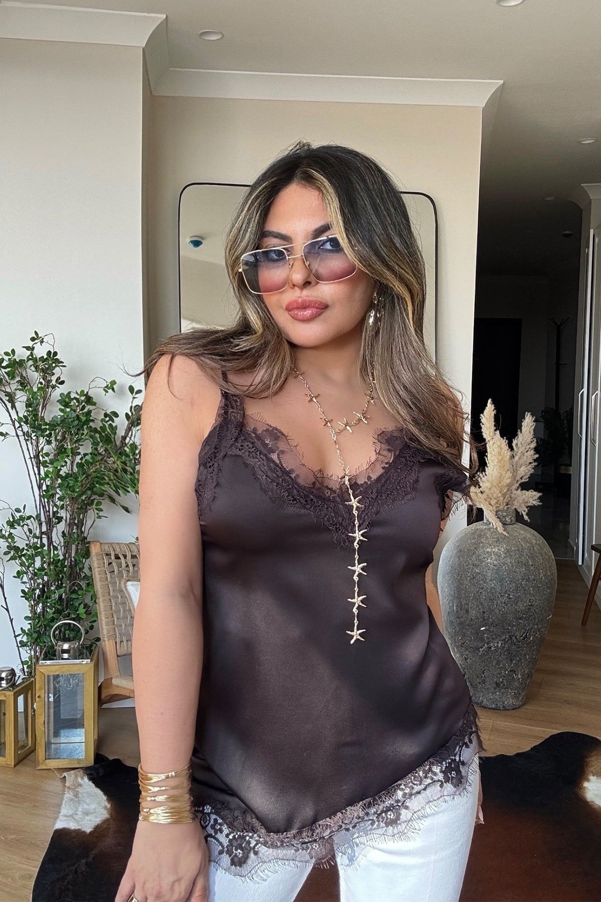 Zr Model Saten Dantelli Askılı Bluz Acı Kahve