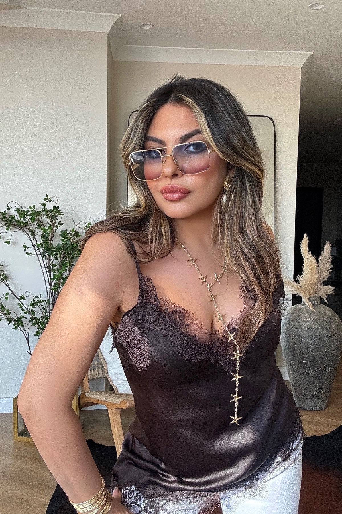 Zr Model Saten Dantelli Askılı Bluz Acı Kahve
