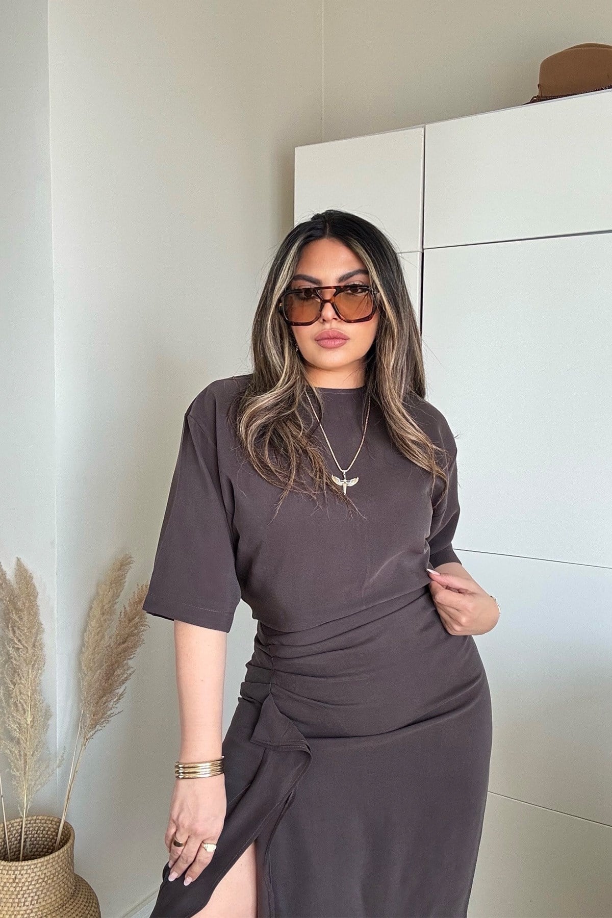 Zr Model Tencel Kumaş Yırtmaçlı Elbise Kahve