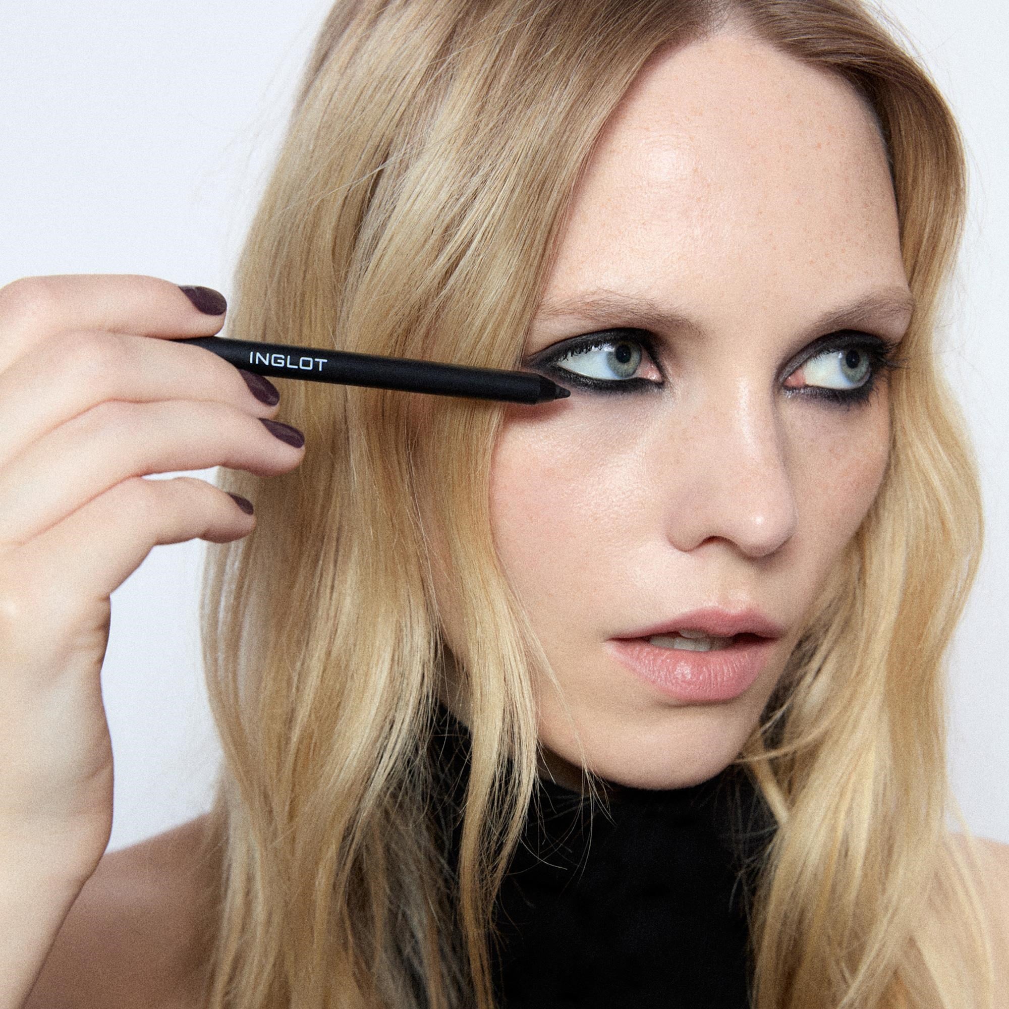 Creamy Line Eyeliner – Suya Dayanıklı Kremsi Göz Kalemi