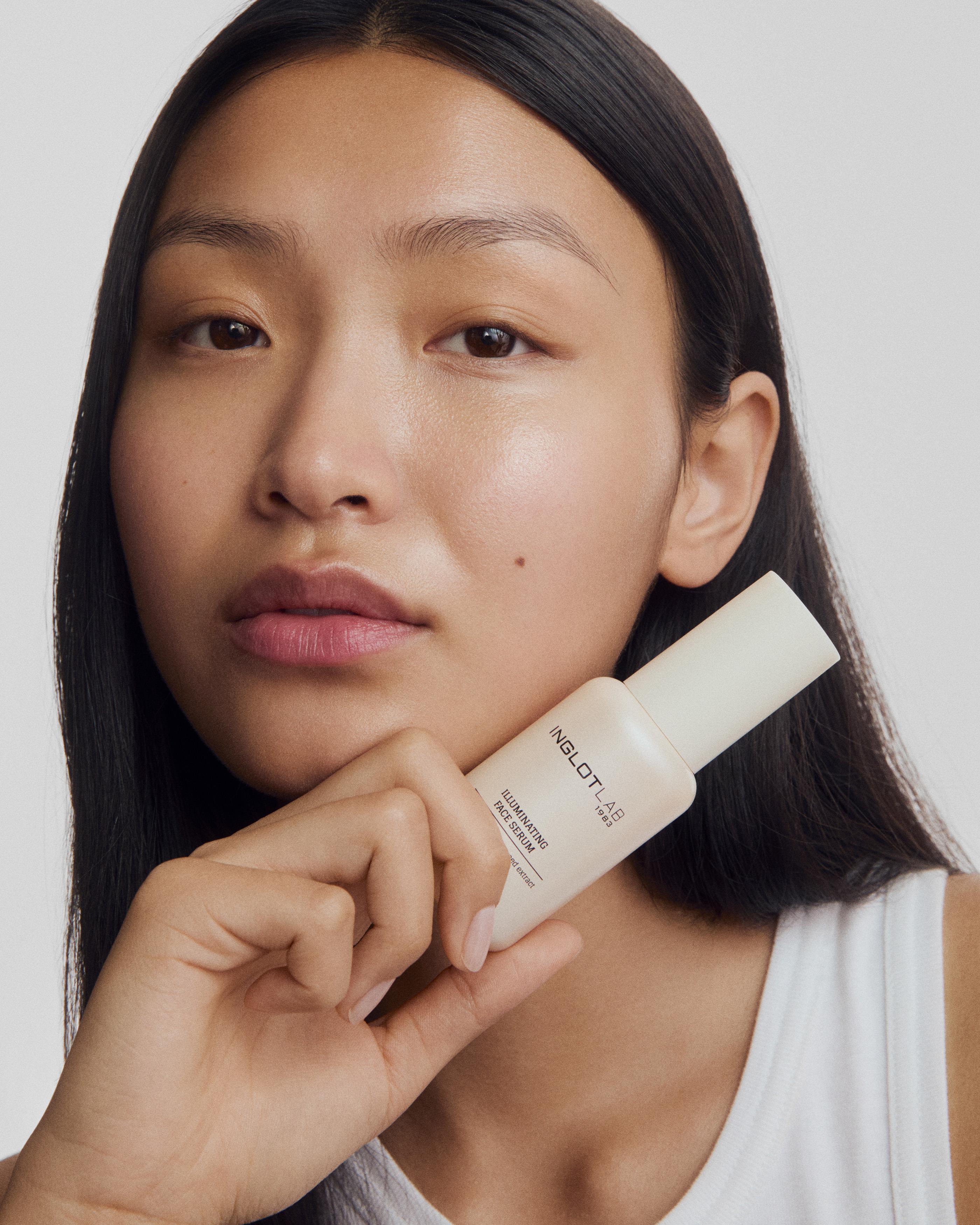 INGLOT LAB Illuminating Face Serum - Aydınlatıcı Yüz Serumu (30 ml)