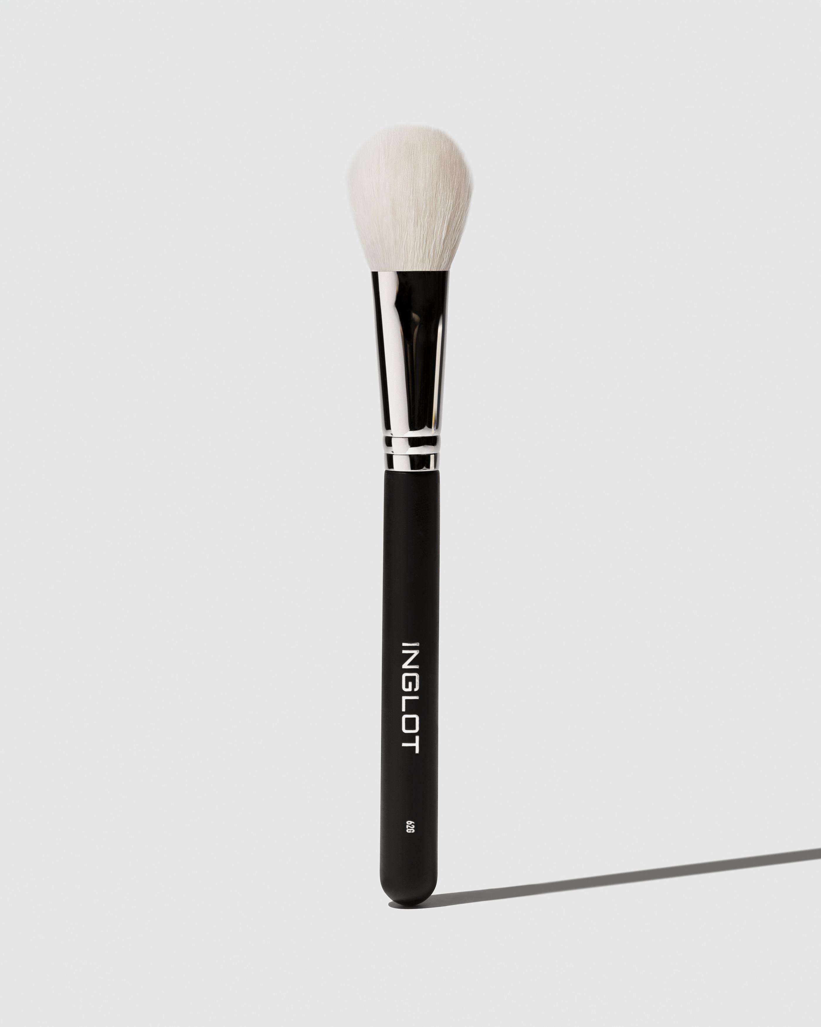 INGLOT Makeup Brush 62G – Profesyonel Pudra & Allık Fırçası