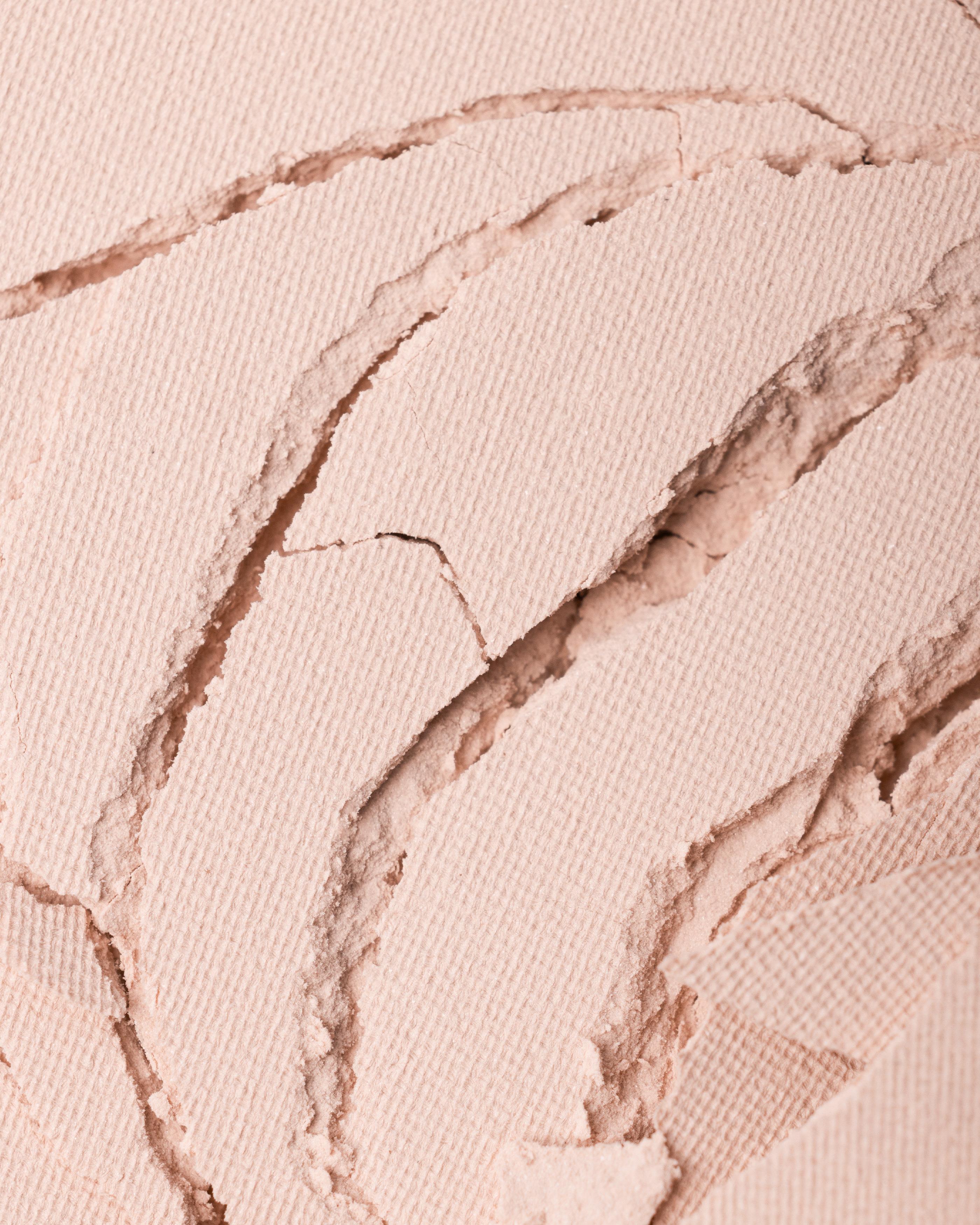 INGLOT Smoothing Pressed Powder – Hafif Mat & Pürüzsüz Bitiş