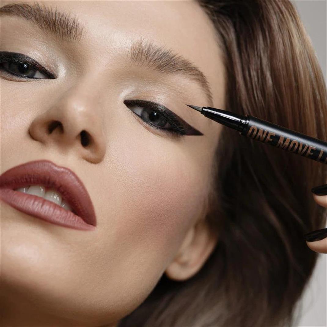 One Move Liquid Liner Chocolate