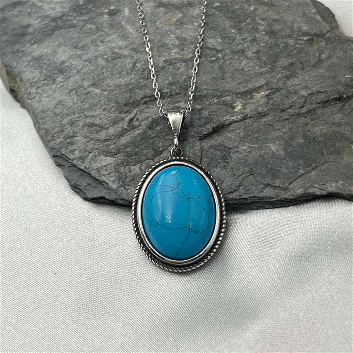  Oval Firuze Taşlı Gümüş Kolye