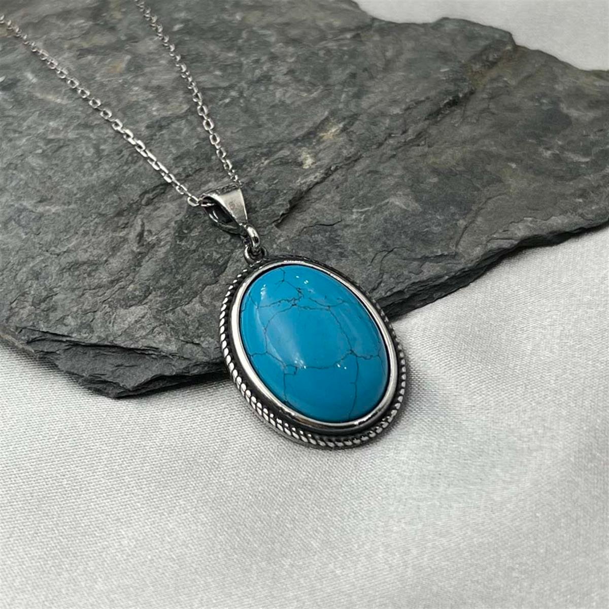  Oval Firuze Taşlı Gümüş Kolye