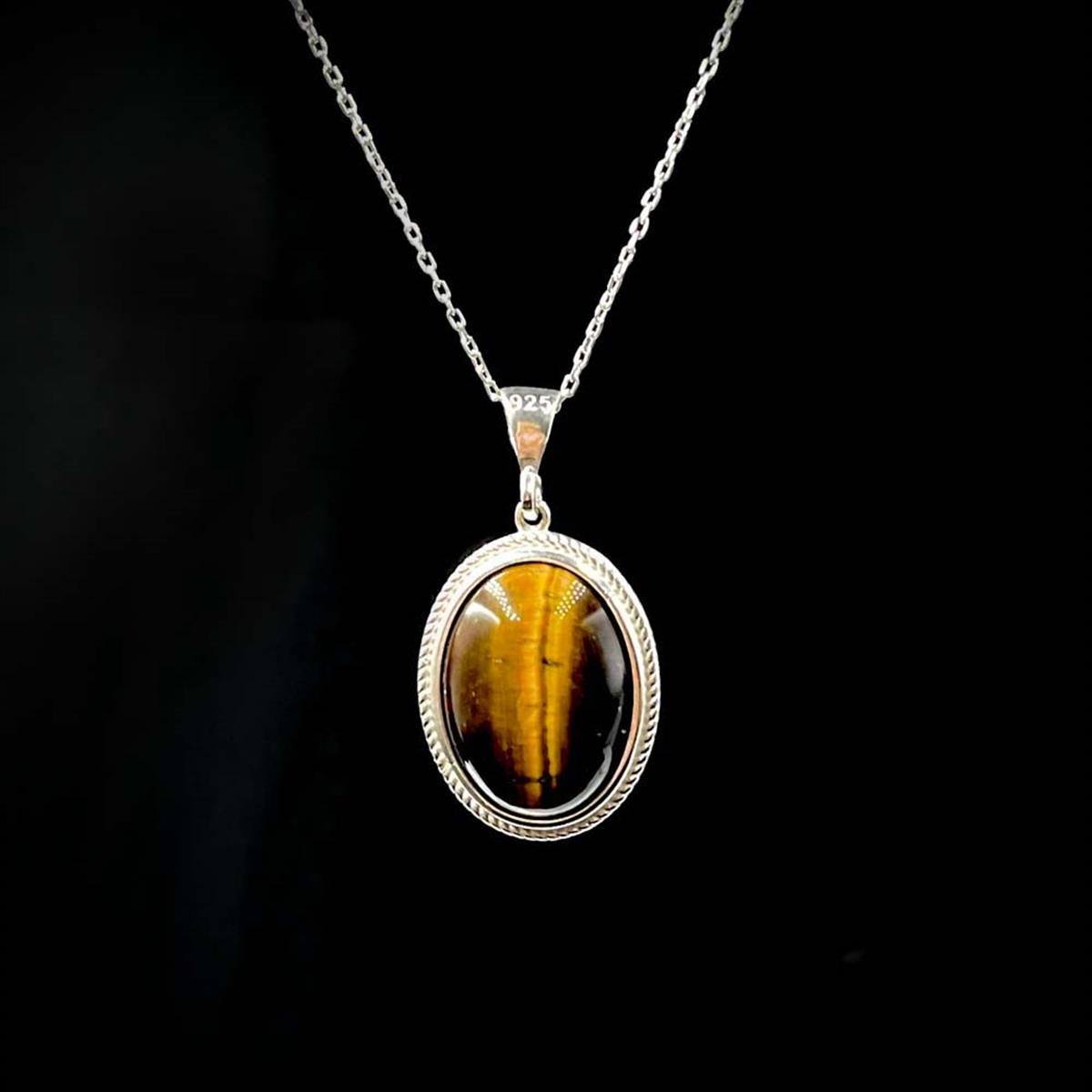  Oval Kaplan Gözü Gümüş Kolye