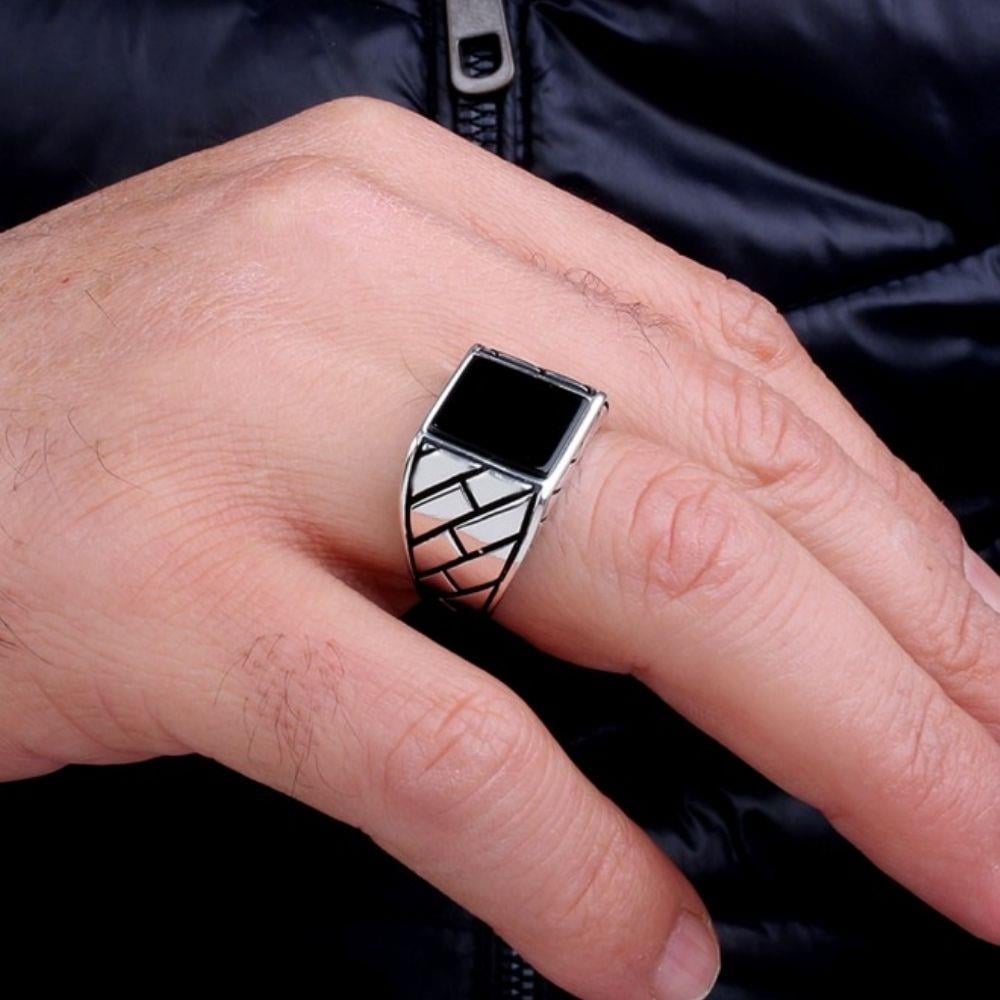 925 Ayar Gümüş Oniks Taşlı Erkek YüzükOniks Taşlı Yüzükler