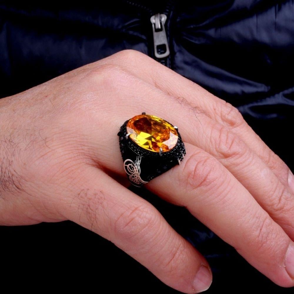 925 Ayar Gümüş Sarı Zirkon Taşlı Tuğra Model YüzükTuğra Yüzük