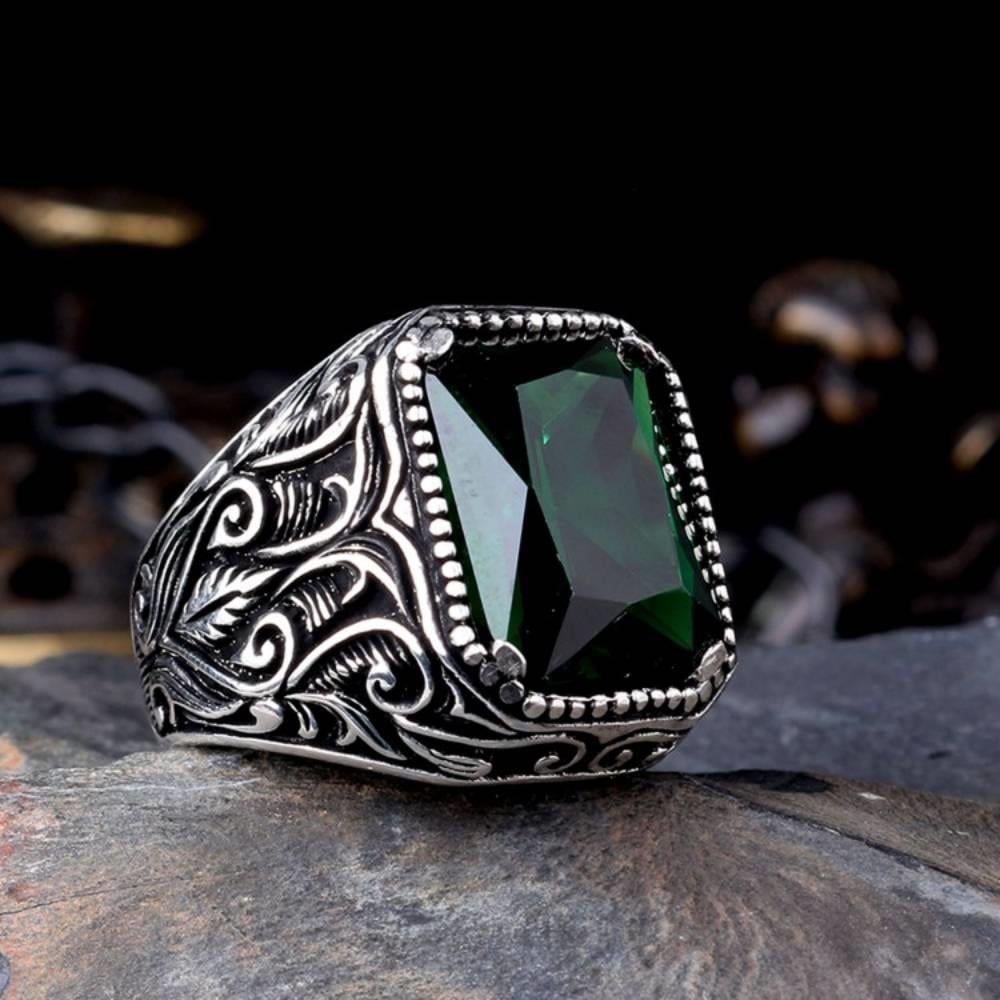 925 Ayar Gümüş Yeşil Renk Zirkon Taşlı Model YüzükZirkon Taşlı Yüzükler