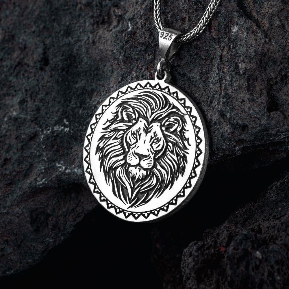 Aslan İşlemeli Gümüş Yüzük & Kolye Kombini