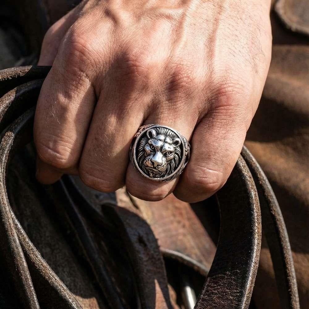 Aslan Motifi İşlemeli Gümüş YüzükHayvan Figürlü Yüzükler