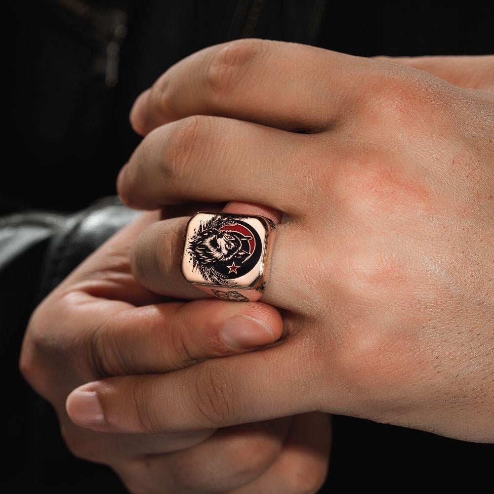 Ay Yıldız Bozkurt İşlemeli Gold Gümüş Yüzük