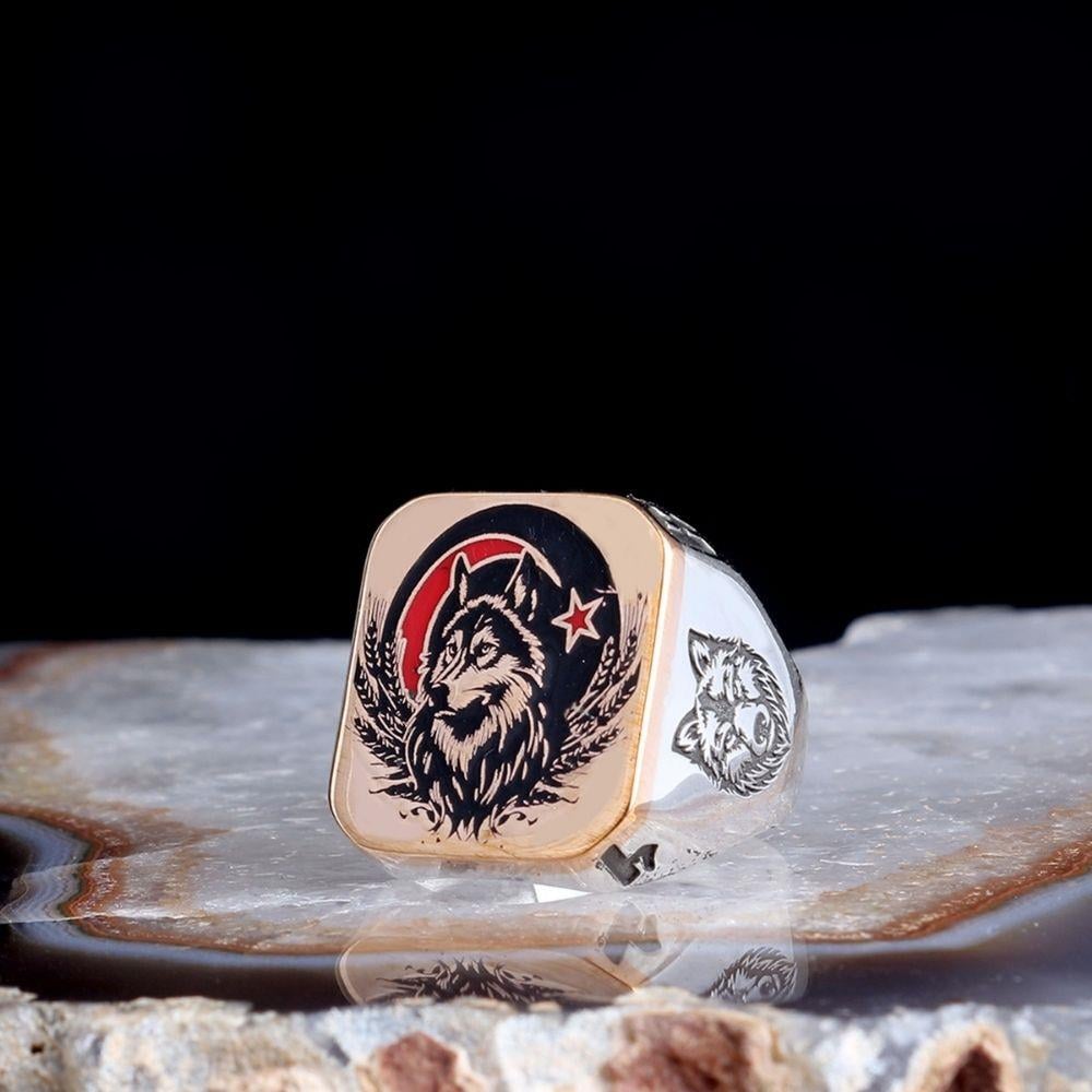 Ay Yıldız Bozkurt İşlemeli Gold Gümüş Yüzük