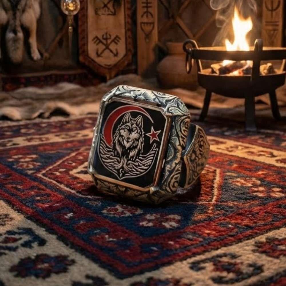 Ay Yıldız Bozkurt Kalem İşlemeli Gümüş YüzükAy Yıldız Yüzükler