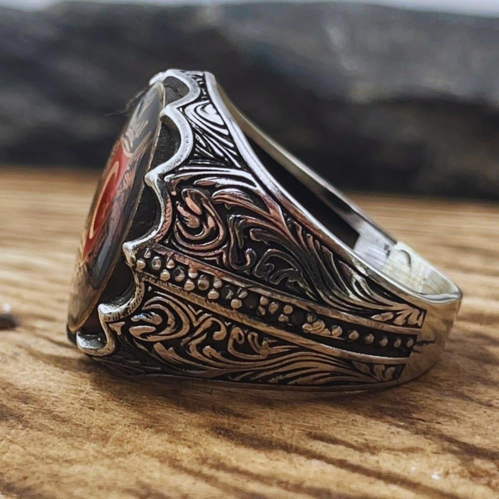 Ay Yıldız Bozkurtlar İşlemeli Gümüş Yüzük