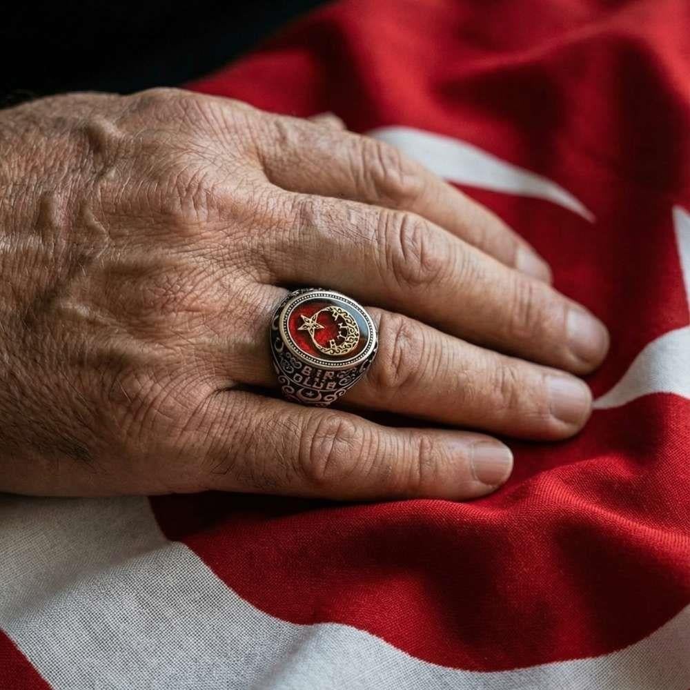 Ay Yıldız İçerisi Göktürkçe Türk Yazılı Gümüş Erkek YüzükAy Yıldız Yüzükler