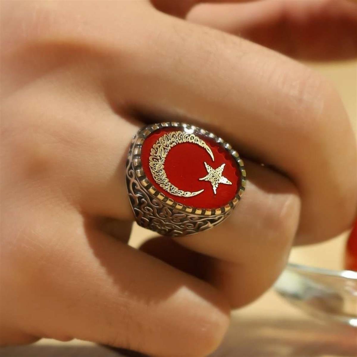 Ay Yıldız İçerisi Kelime-i Tevhid Yazılı Mineli Gümüş Yüzük