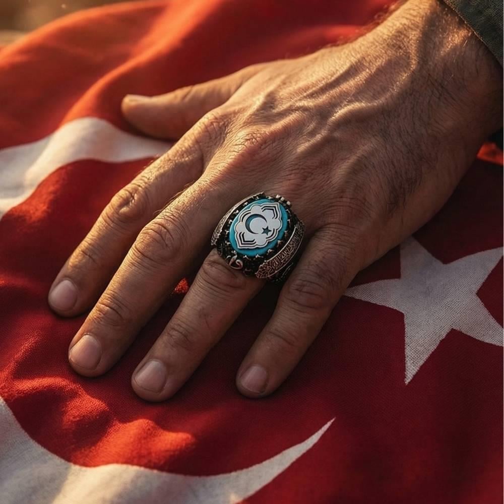 Ay Yıldız İşlemeli Yanları Kelime-i Tevhid Gümüş YüzükAy Yıldız Yüzük