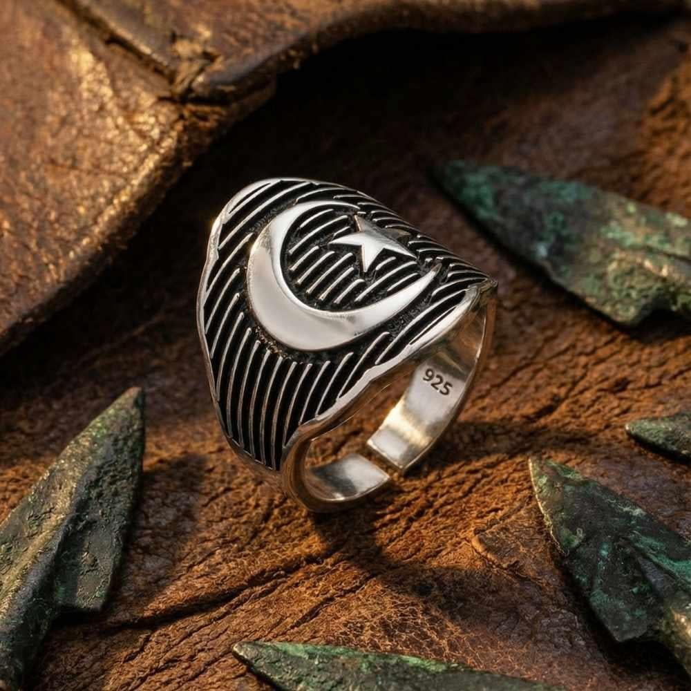 Ay Yıldız Motif İşlemeli Başparmak Gümüş Erkek YüzükBaşparmak & Zihgir Yüzükleri
