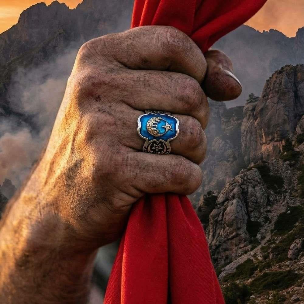Ay Yıldız Motifli Vatan Modeli Mavi Mineli Gümüş YüzükAy Yıldız Yüzükler