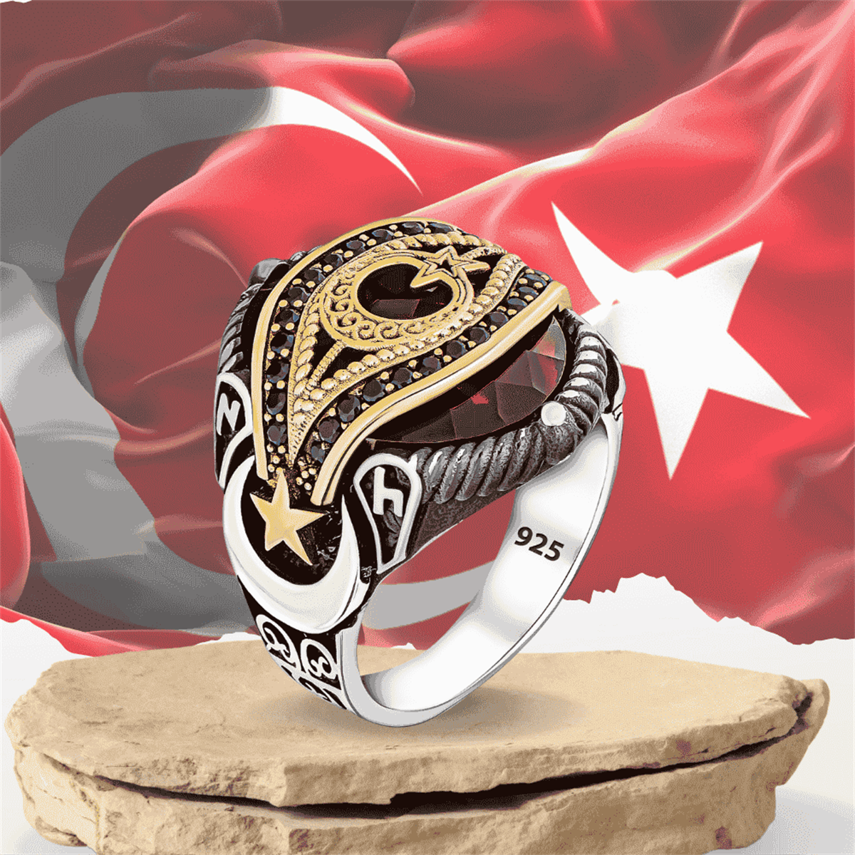 Ay Yıldız Zirkon Taşlı Gümüş Erkek Yüzük Kırmızı