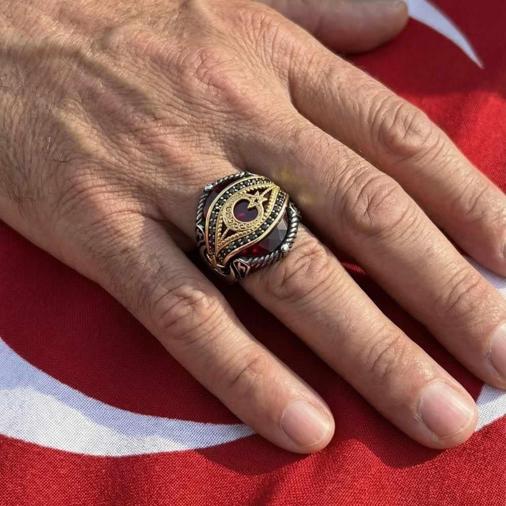 Ay Yıldız Zirkon Taşlı Gümüş Erkek Yüzük KırmızıZirkon Taşlı Yüzükler