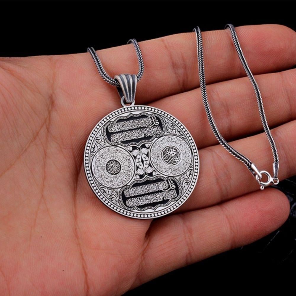 Ayetel Kürsi Nas Felak İnşirah Sureleri İşlemeli Gümüş Kolye