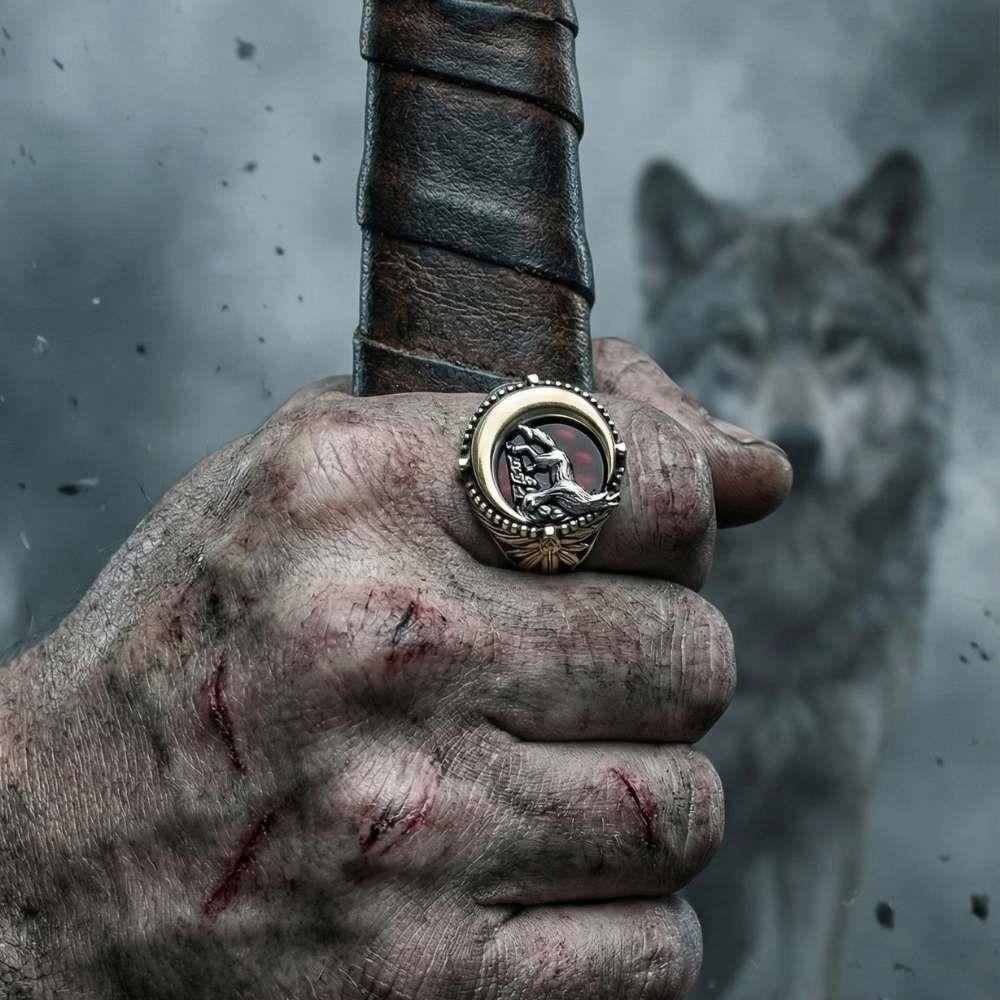 Bozkurt Hilal İşlemeli Gümüş YüzükGrey Wolf Ring