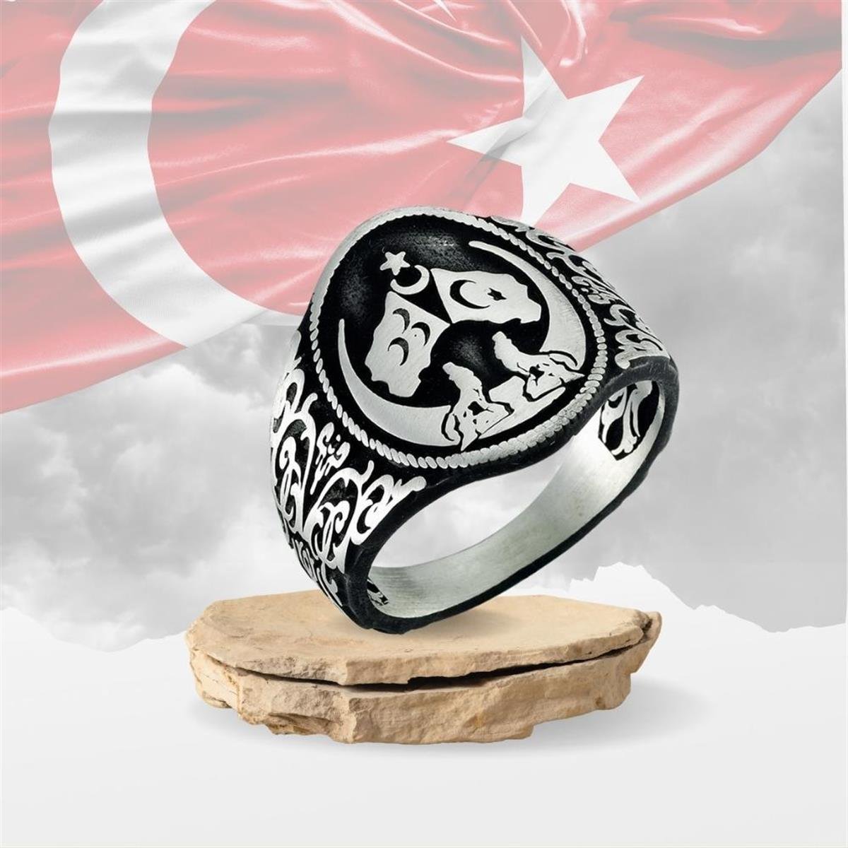 Bozkurt Üç Hilal Bayraklı Gümüş Yüzük