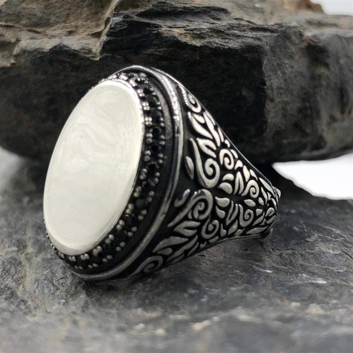 Çiçek Desen Mikro Taşlı Kişiye Özel Gümüş Yüzük