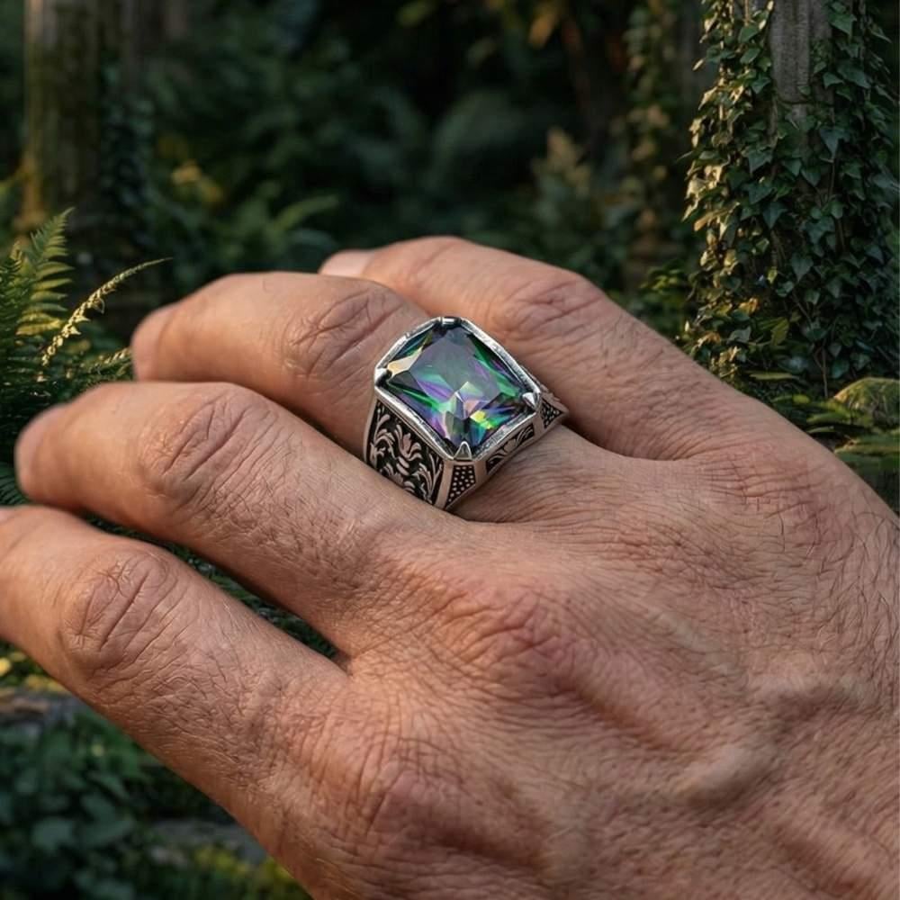 Çiçek Desenli Mistik Topaz Taşlı Gümüş Erkek YüzükMystic Topaz Stone Ring