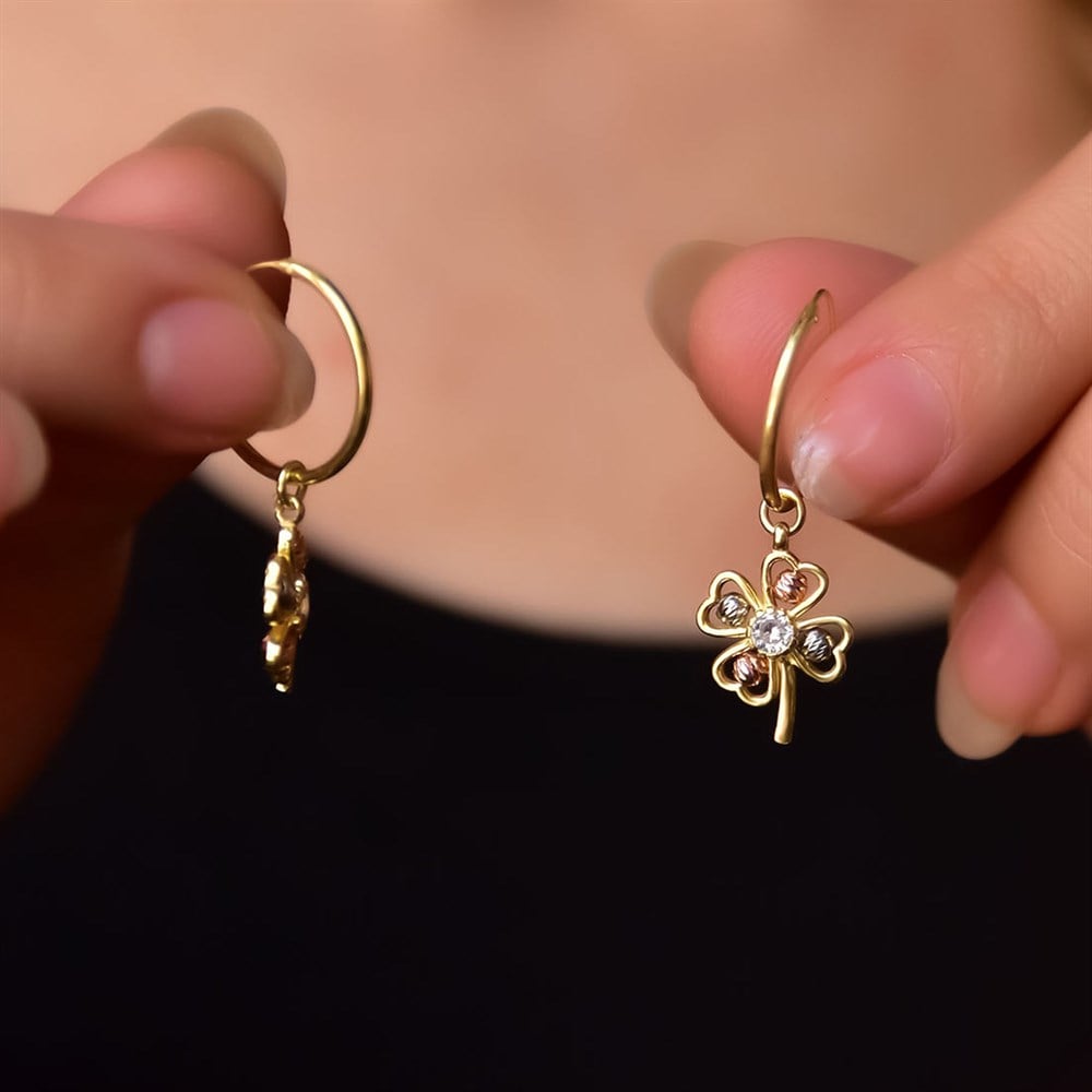 Dorika Toplu Yonca Model Gümüş Küpe Gold