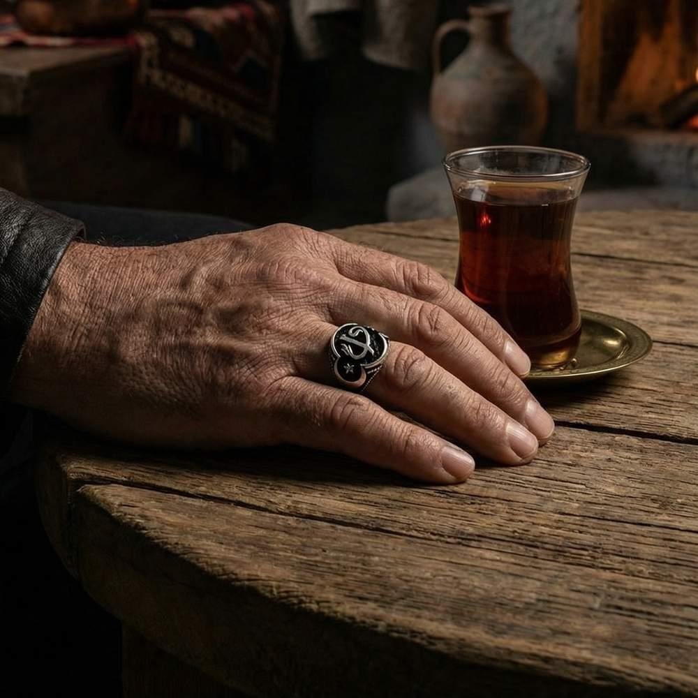 Elif Vav Desenli Yanları Ay Yıldız Gümüş YüzükElif Vav Yüzük
