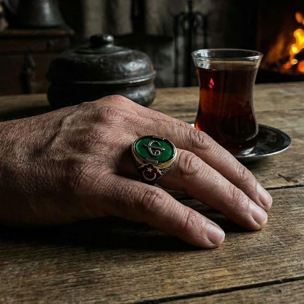 Elif Vav Mineli Gümüş Erkek YüzükElif Vav Yüzük